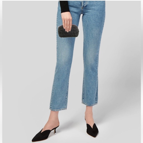 Moncler Black Quilted cosmetics bag with Logo - Picture 2 of 11